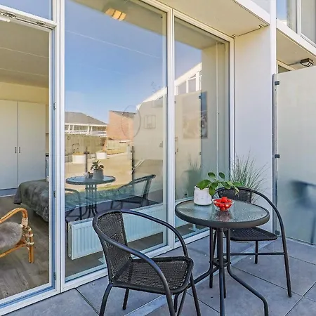 Apartment Lii